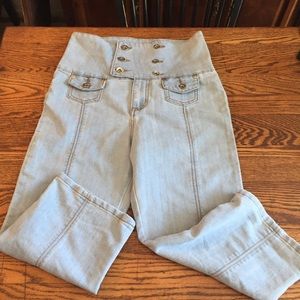 “Touch Me” brand High Rise Denim Capri Jeans C3